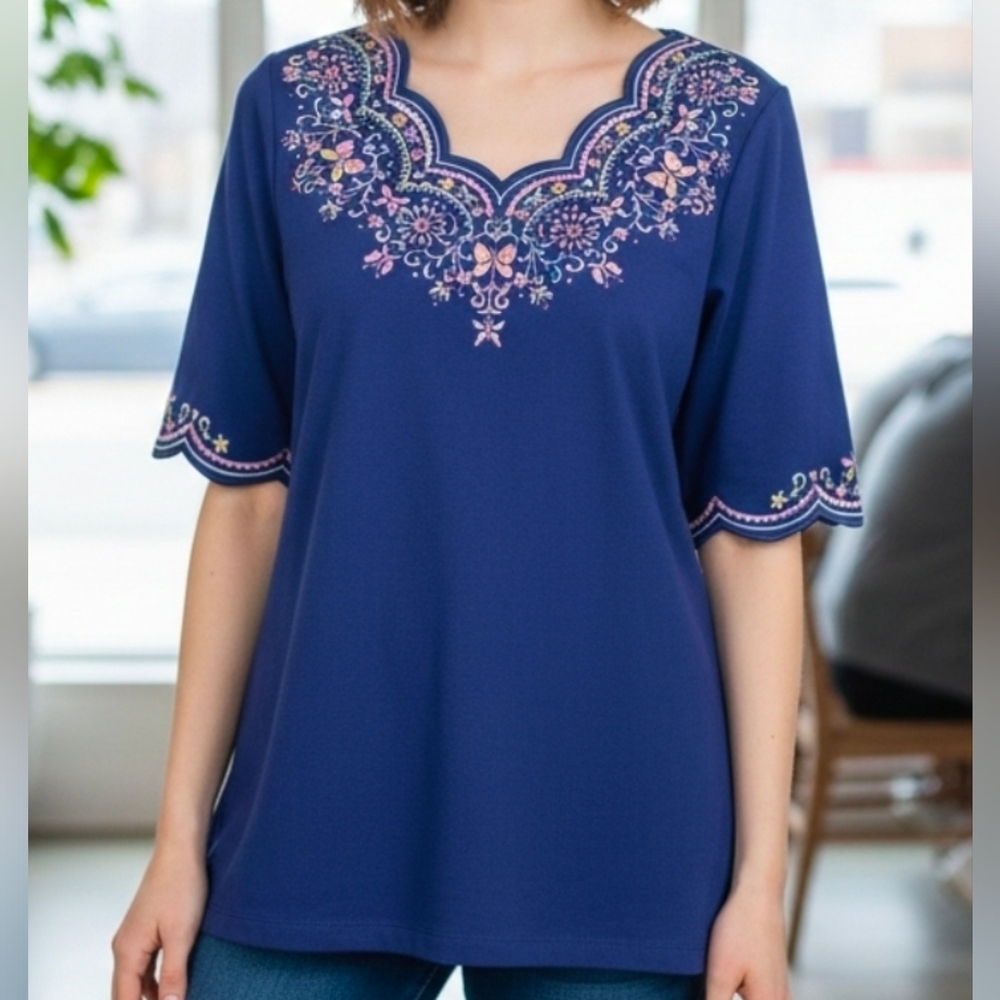 Beautiful Floral Butterfly Embroidered Royal Blue Short Sleeve Top, Size Medium